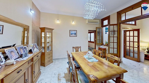 Venta Ph 4 Amb Con Patio Y Parrilla En Avellaneda.