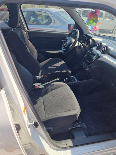 Imagen 10 de 12 de Suzuki Swift 2018 Glx