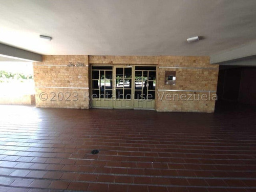 Imagen 2 de 17 de Penthouse En Venta Los Jardines Urb San Jacinto, Maracay 23-20479 Hc