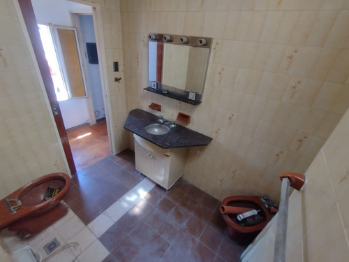 Imagen 19 de 28 de Venta Casa 6 Ambientes Con Cochera Patio Y Terraza
