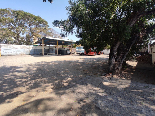 Imagen 2 de 30 de Terreno En Venta La Mata Cabudare, Ubicado En Esquina, Servicio Electrico, Tanque De Agua, Info. 0424-5325471, Codigo 22-17824 Mf