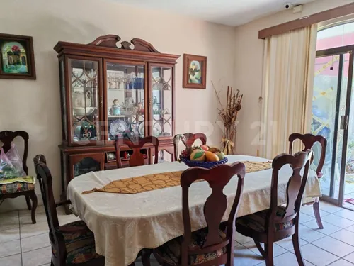 Casa En Renta, Col. Centro, Coatzacoalcos, Ver.