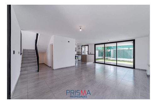 Imagen 1 de 24 de Venta Duplex Cañuelas Chico 187m2 Fondo Norte