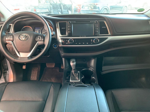 Imagen 11 de 15 de Toyota Highlander Xle, Ta , Gris 2016