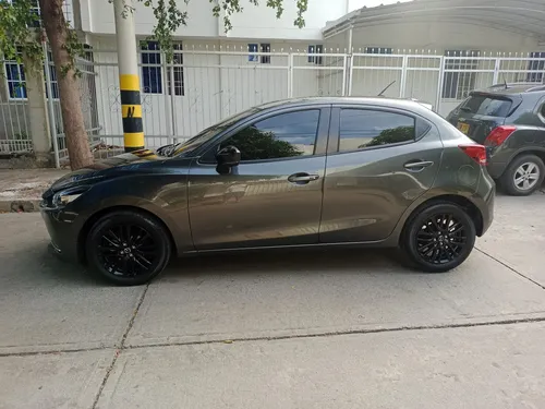 Mazda 2 Modelo 2023, 19.000 Kilometraje