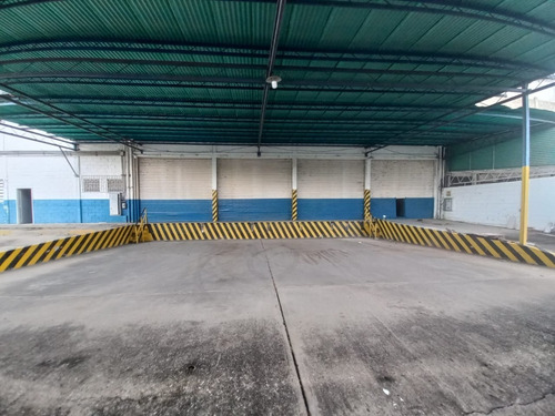 Imagen 12 de 12 de Galpón En Zona Industrial. Vende O Alquila Crismelia Castillo.