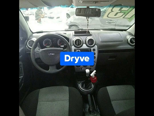 Imagem 12 de 14 de Ford Fiesta S 1.6 8v Flex