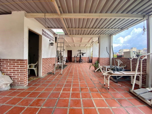 Imagen 9 de 11 de Se Vende Edificio Comercial (local Comercial) 1280 M² -12pe En Chacao