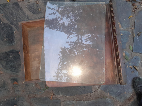 Mesa De Luz Antigua A Restaurar (sin Envios) Mate Marrón (Usado)