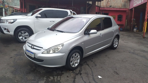 Peugeot 307 2006 2.0 Feline 5p