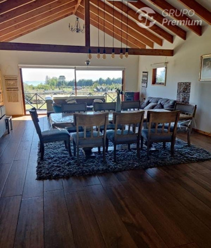 En Venta Parcela Con Casa Condominio Country Pucón 3d / 2b