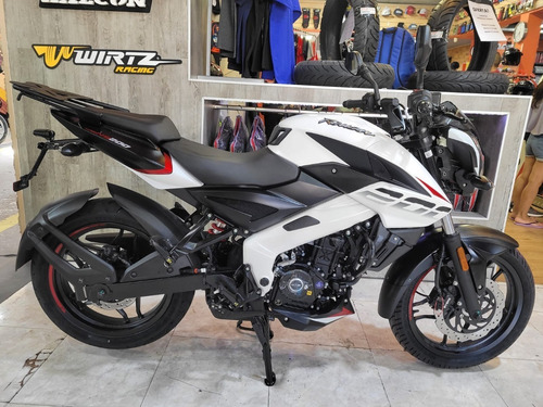Imagen 6 de 22 de Bajaj Rouser Ns 200 0km Tamburrino Motos
