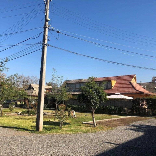 Linda Casa De Condominio En Barrio Muy Residencial