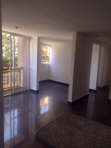 Apartamento En Venta Sector Calasanz Medellin 