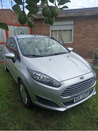 Ford Fiesta Hatch 1.6 Mt