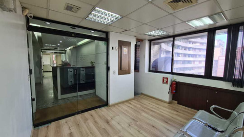 Imagen 5 de 20 de En Alquiler Oficina Amoblada Av Romulo Gallegos 127m2 Oportunidad