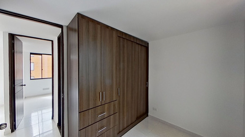 Imagen 5 de 15 de Se Vende Apartamento Economico Madrid (hacienda Madrid El P´rado)