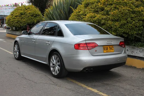 Audi A4 1.8 Sline
