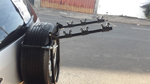 Imagem 3 de 3 de Suporte Transbike Estepe Com Presilhas P/ 3 Bikes Universal