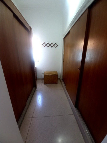 Imagen 15 de 30 de La Floresta Alquilo Anexo En La Parte Alta De Una Casa. 90m
