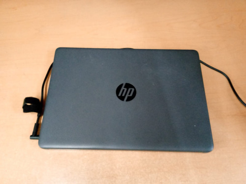 Laptop Hp 240 G8 Notebook En Excelentes Condiciones (Usado)