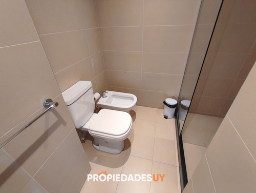 Imagen 17 de 26 de A La Venta Un Dormitorio Y Medio A Pasos De Rambla Brava - Punta Del Este