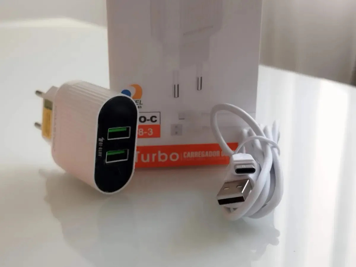 Carregador Turbo 4.1a Hmaston Com Cabo 1 Metro Branco