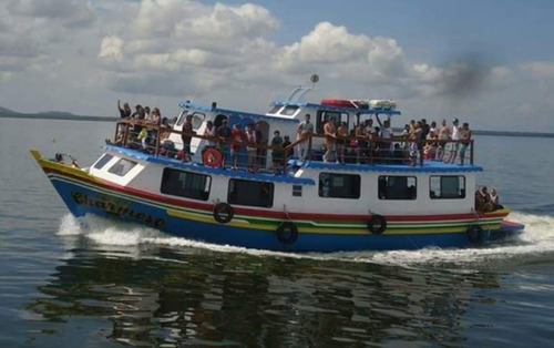 Barco De Madeira Motor Scania