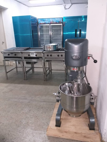 Batidora Industrial De 10 Litros, 3 Accesorios (reposteria)