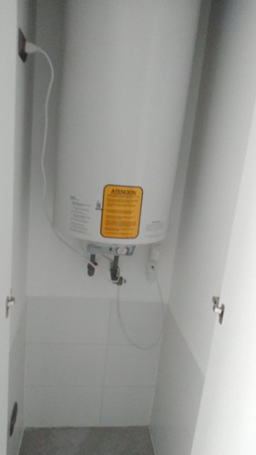 Se Arrienda Depto 2 Piezas + 2 Baños + Bodega (incluye Ggcc)