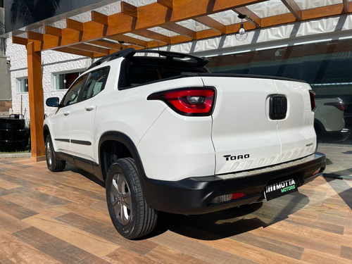Fiat Toro 1.8 16v Freedom Flex 4x2 Aut. 4p 1727 mm