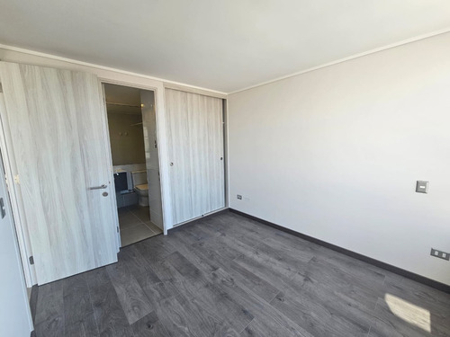 Arriendo Excelente Departamento Nuevo . Edificio Paradise