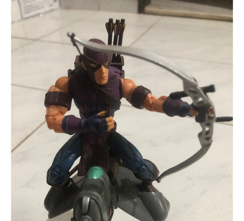 Marvel Legends Gavião Arqueiro Toybiz (Usado)