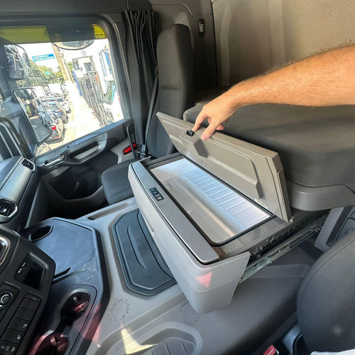 Scania P360 Ano 2021 Bitruck 8x2 Leito Baú 11m Financia 100%