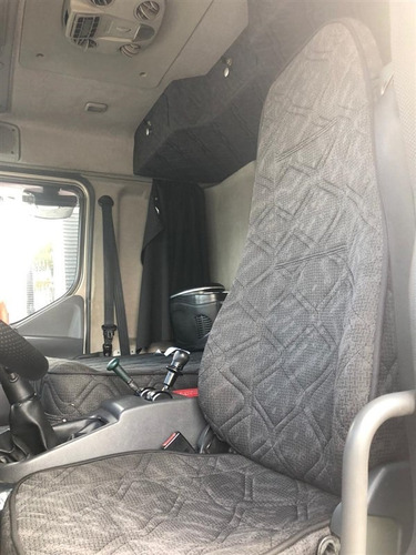 Volvo Vm 330 Ano 2013 Com Rodas De Alumínio 2 Tanques Inox