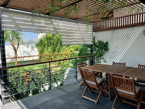 Casa En Fraccionamiento Con Seguridad Y Vista Al Lago De Tequesquitengo
