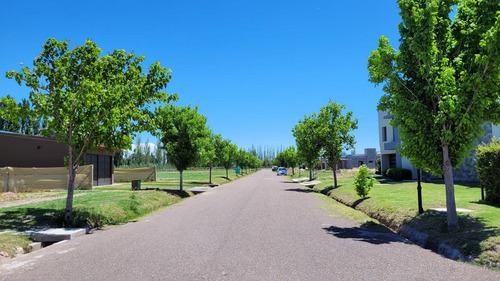 Lotes De 1.400 M2 En Viñas Del Sur - Barrio Privado