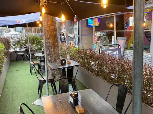 Plaza Colombia / Bar Restorant Y Almacen - Hb Hunter