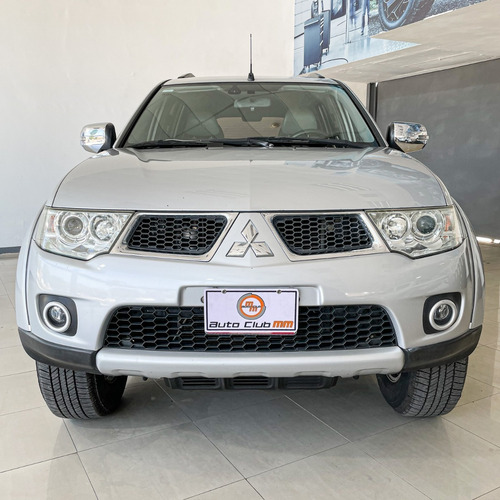 Imagen 2 de 14 de Mitsubishi Montero
