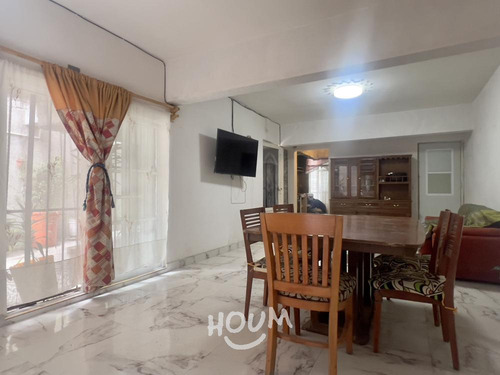 Casa En Alfredo Del Mazo, Ecatepec De Morelos Con 2 Recámaras, 225 M², Id: 149144
