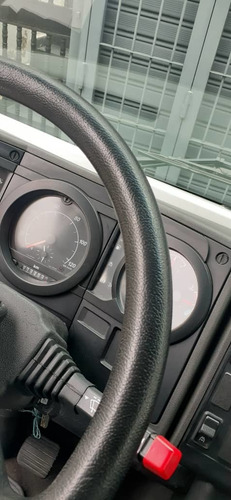 Imagen 6 de 11 de Ford1721 Plataforma