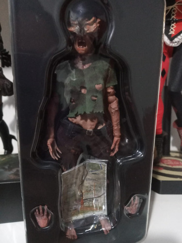 Boneco Infectado The Last Of Us Clicker Fungo Zumbi