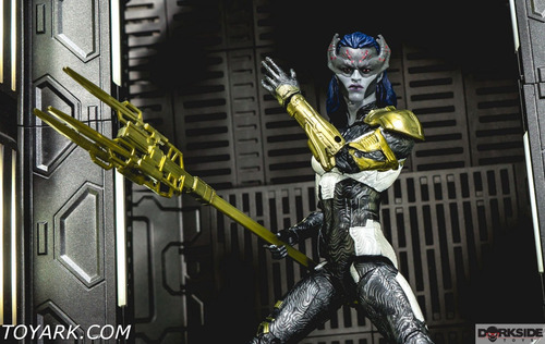 Figura Proxima Midnight - Infinite War - Marvel Legends Mcu (Usado)