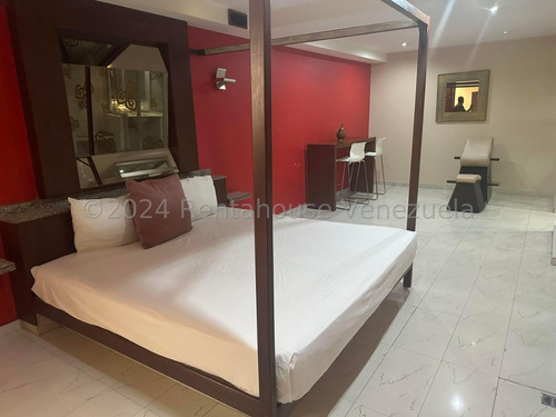 Hotel Aladdin Caracas En Venta: Exclusividad Y Elegancia En El Distrito Financiero Alfonso 24-21265