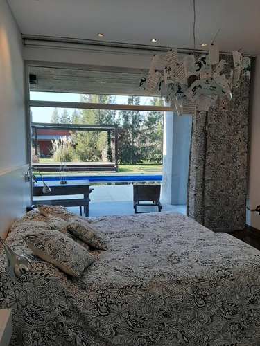 Casa En Venta - 2 Dormitorios 2 Baños - Cochera - Chacras De Uribelarrea, Uribelarrea, Cañuelas.