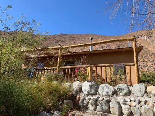 Parcela En Venta Con Rio, 4 Cabañas! Alcohuaz Valle Elqui