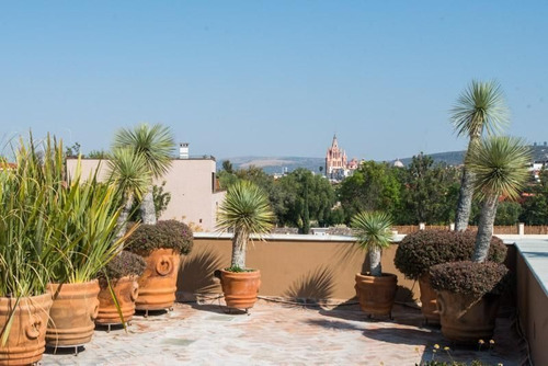 Imagen 21 de 30 de Casa Grillo En Venta, Colonia Guadiana En San Miguel De Alle