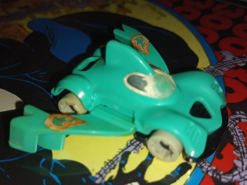 Kinder Sorpresa Coches Voladores Turkus 2017