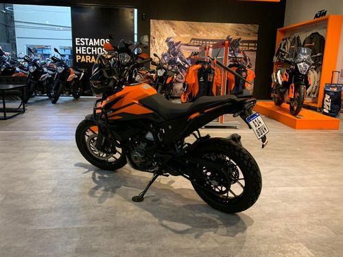 Imagen 3 de 25 de Ktm Adventure 390 Azul Usado Seleccionado