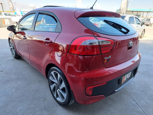 Imagen 7 de 14 de Kia Rio 5 Ex 1.4 6mt Ac Full 2017
